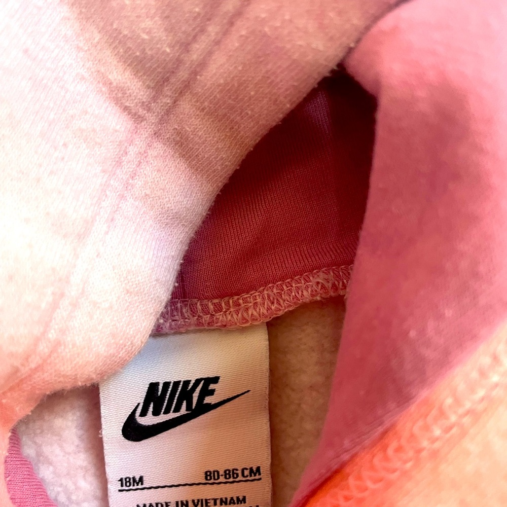 Nike Matching Set - Picture 2 of 3